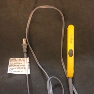 Drybar Travel Straightener